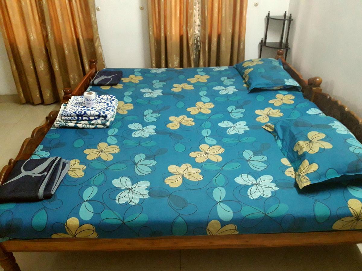 Aham Yoga Nest Bed and Breakfast Alappuzha Esterno foto
