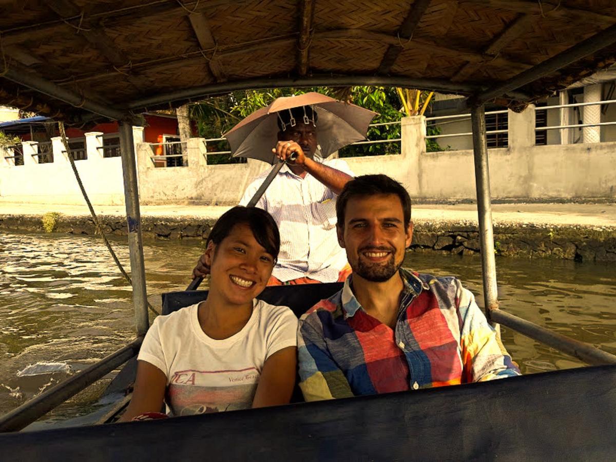 Aham Yoga Nest Bed and Breakfast Alappuzha Esterno foto